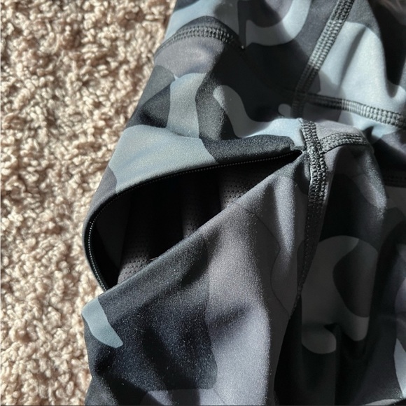 Athleta High Waisted leggings - Picture 6 of 6